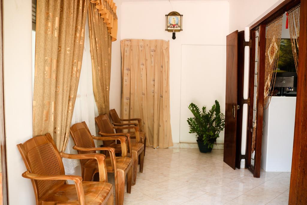 Molino Tourist Rest Anuradhapura Hotel ภายนอก รูปภาพ