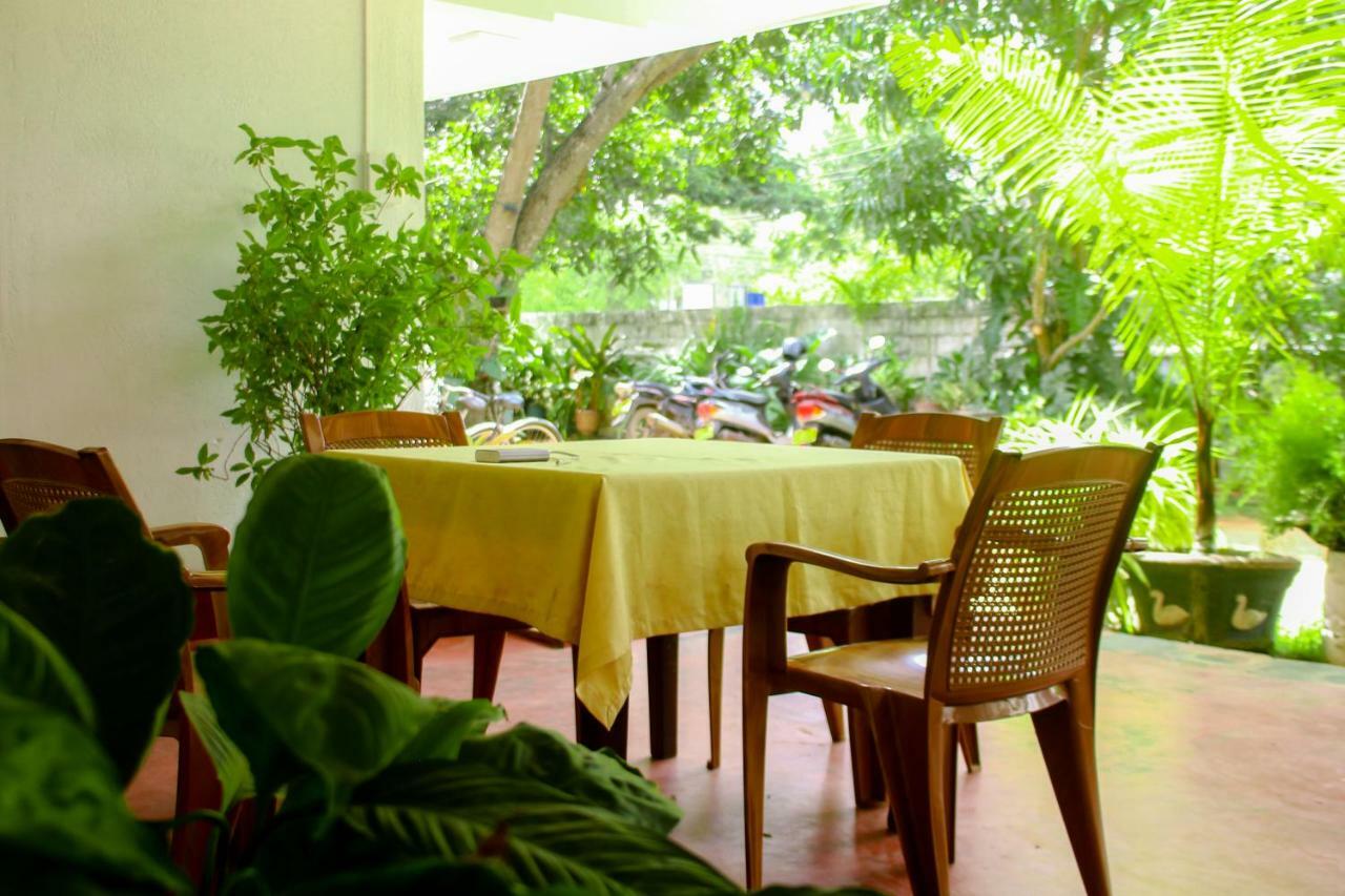 Molino Tourist Rest Anuradhapura Hotel ภายนอก รูปภาพ