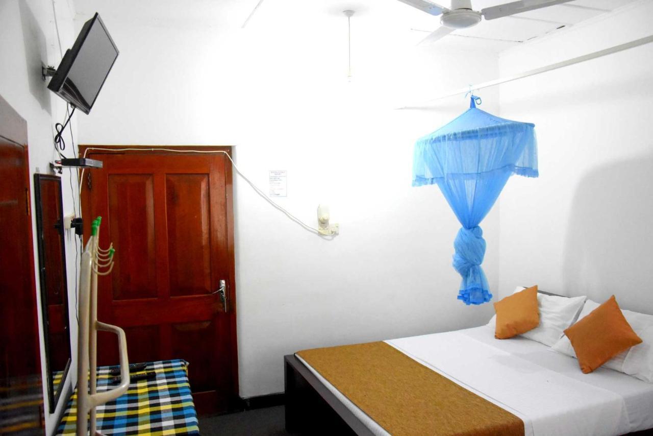 Molino Tourist Rest Anuradhapura Hotel ภายนอก รูปภาพ